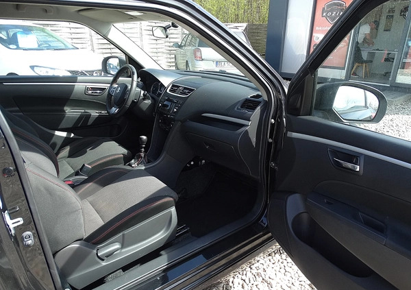 Suzuki Swift cena 26900 przebieg: 199197, rok produkcji 2012 z Łaziska Górne małe 596
